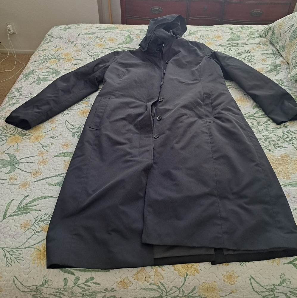 American Airlines heavy duty trenchcoat with detachable hood